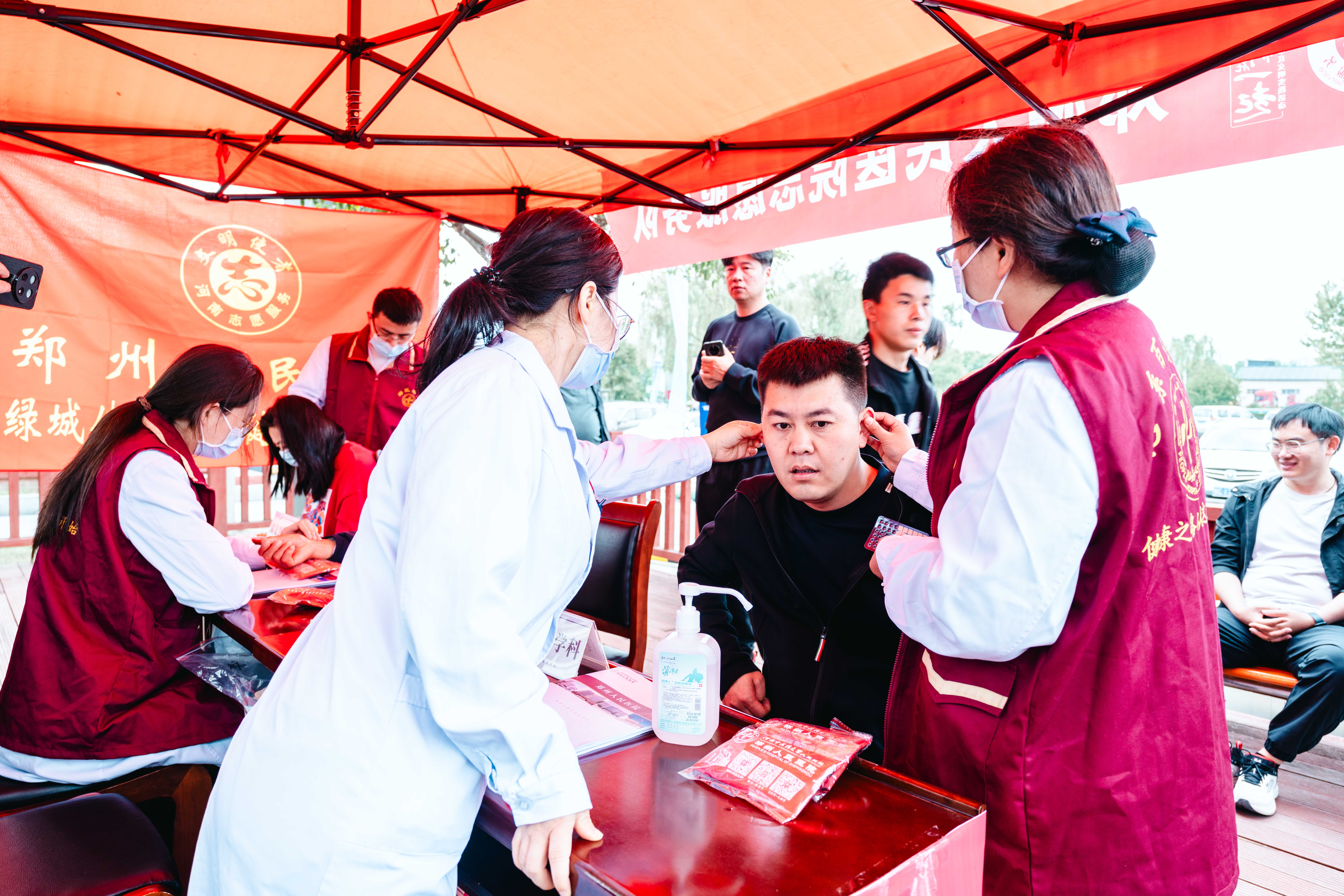 LZ_06244.jpg LZ_06244.jpg